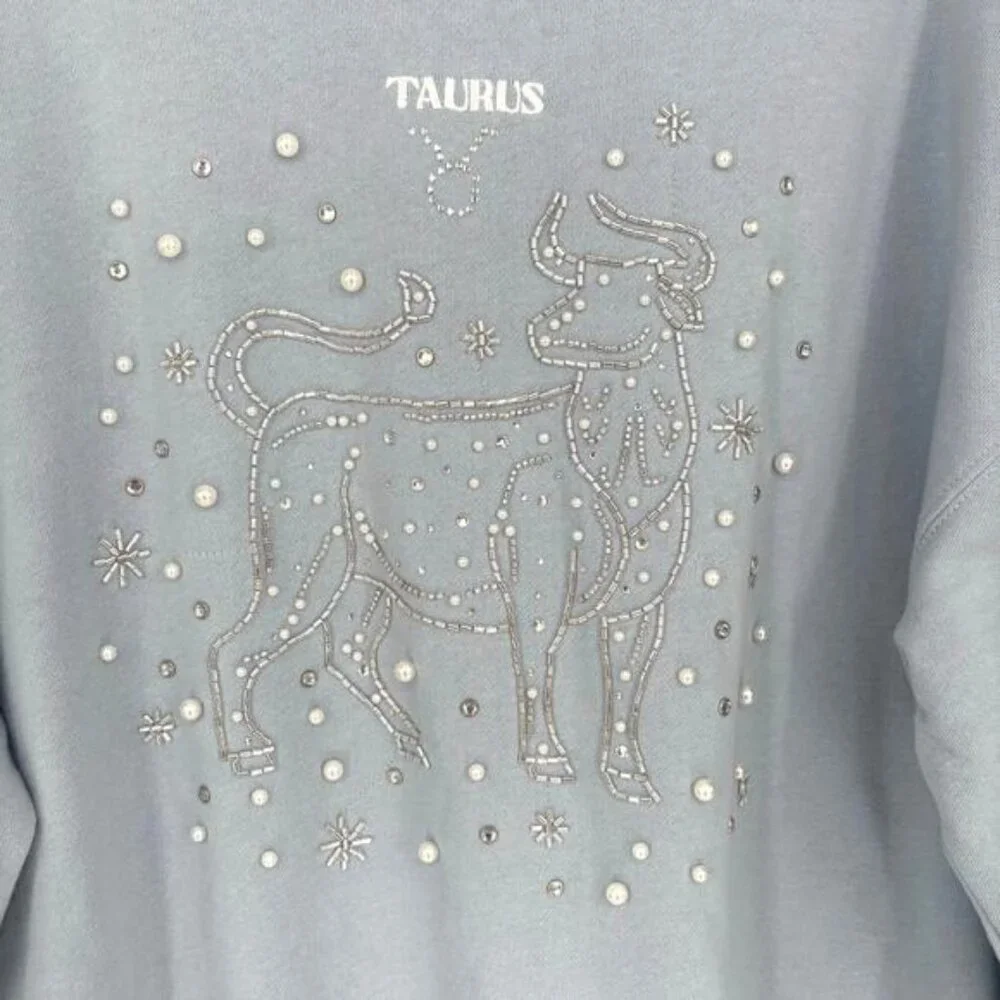 Forever 21 Taurus Zodiac Embroidered Beaded Pearl Oversized Sweater NWT Size M - Picture 3 of 6